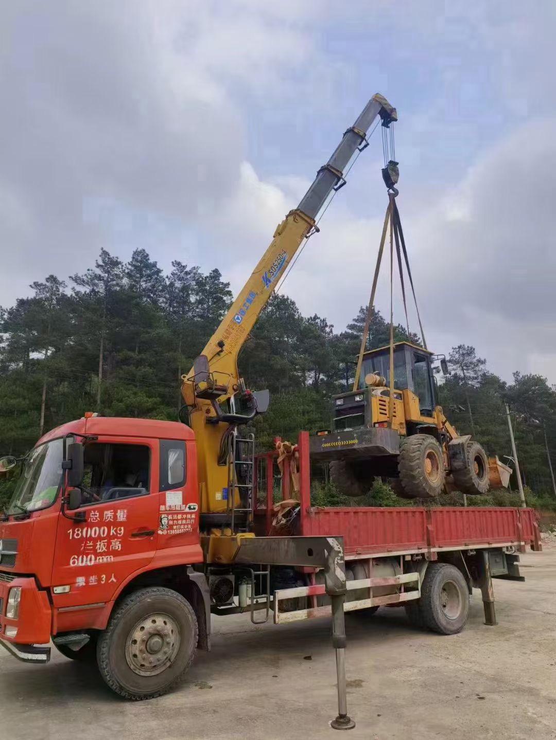 晴隆县找吊车出租公司的时候需要注意什么