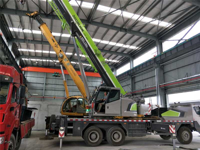 晴隆县高空车出租需要注意哪些安全事项？