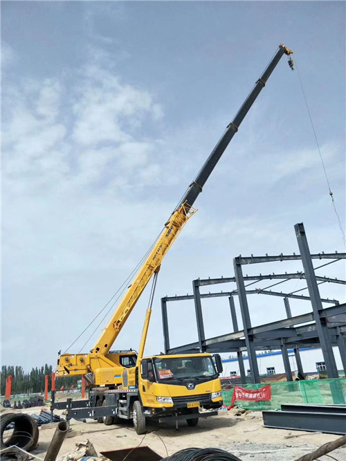 晴隆县超高层建筑钢结构吊装案例